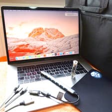 MacBook Pro 15" (2018, Intel)