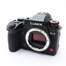 Panasonic Lumix S1R II