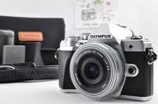 Olympus OM-D E-M10 Mark III