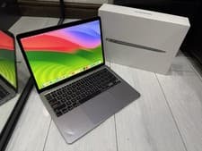 MacBook Air 13" (2020, Intel)