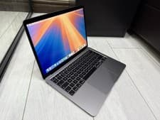 MacBook Air 13" (2020, Intel)