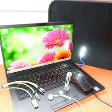 Latitude 7400