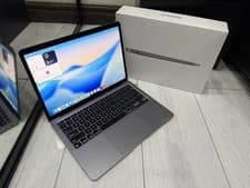 MacBook Air 13" M1 (2020)
